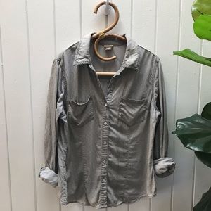 Mossimo Polka dot button down top